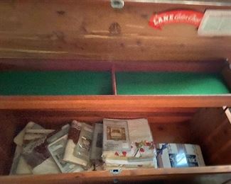 Lane cedar chest