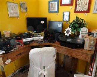 L shaped sewing table