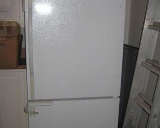 Kenmore Refrigerator/Freezer

