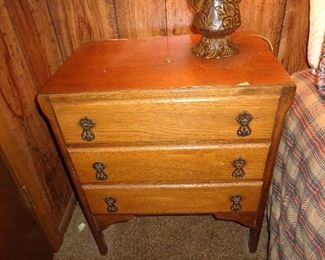 small vintage chest/night stand
