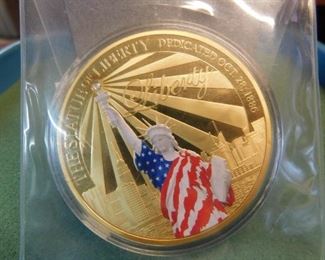 Lot 36. Statue of Liberty Medallion(Plated Clad)