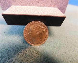 Lot 75. 1879 S Gold Victoria Australian Sovereign(.917 Fine Gold)