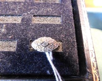 Lot 109. 14K White Gold Ring(2 Grams/Size 6.5-7)