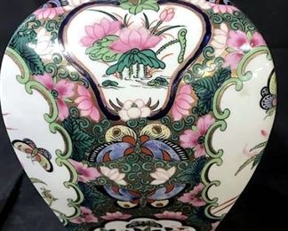 Signed Chinoiserie Chinese Ginger Jar
