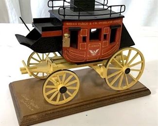 Vintage Style Wells Fargo Model Mail Carriage
