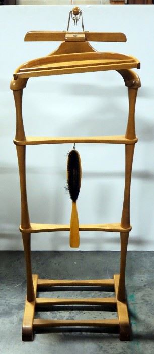 C. Birnbaum Ltd. Fitwell-Valet With Shoe Brush