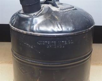 Justrite Mfg. Co. Metal Petroleum Can, Lid Self Closes When Handle Released, 17" High x 9.25" Dia