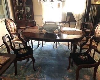 Mahagony Dining room table W/6 needlepoint different seat covers and 2 Arm Chairs  62X43 with drop in leaf