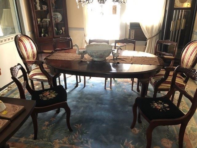 Mahagony Dining room table W/6 needlepoint different seat covers and 2 Arm Chairs  62X43 with drop in leaf