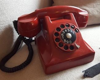 Vintage rotary phone!