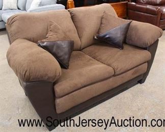  NEW Contemporary 2 Tone Brown Upholstered and Leather Loveseat with Decorator Pillows

Auction Estimate $200-$400 – Located Inside 