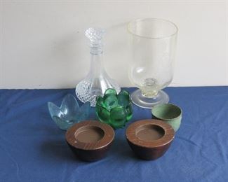 LOTS OF GREAT DECORATIVE DECOR.