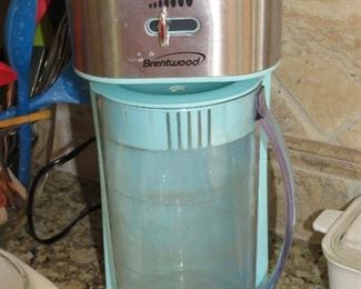 TEA BREWER.