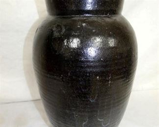 VIEW 2 OTHERSIDE 5G. CROCK W/ RUTILE 