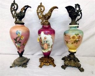 18IN VICTORIAN MANTEL EWERS 