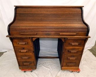 48IN OAK S ROLL TOP DESK 