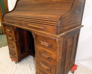 VIEW 2 S ROLL OAK DESK PANEL SIDES 