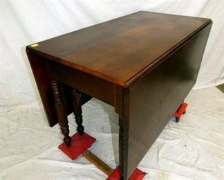 WALNUT DROPLEAF GATELEG TABLE 