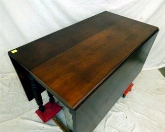 VIEW 2 WALNUT DROPLEAF TABLE 