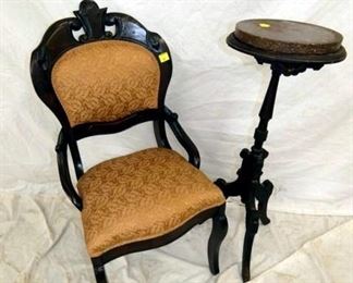 VICT. HIP CHAIR, FERN STAND 