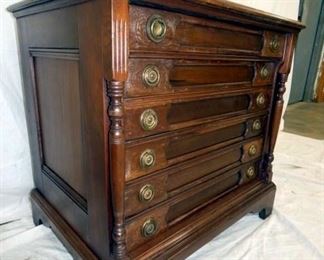 VIEW 2 W/ BRACKET FEET,PANEL SIDES 