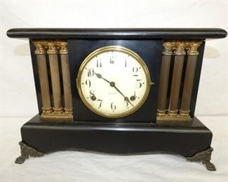 TRIPLE COLUMN MANTEL CLOCK 