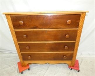 EARLY 1900'S 4 DRAWER CHEST 