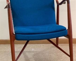 Finn Juhl NV45  Niels Vodder Danish Modern Chair #2 Blue Vintage ORIGINAL	33x27x27in	HxWxD
