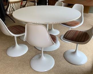 MCM Tulip Style Table w/ 6 Chairs similar to Knoll Saarinen	Table: 28.5in H x 48.5 in  Diameter    Chairs: 31x18.5x17in seat height: 18in	HxWxD
