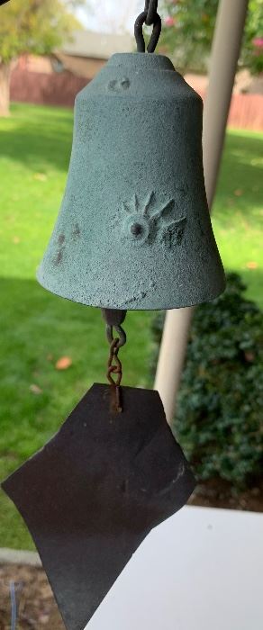 Jeff Cross Harmony Hollow Bronze Bells	24in Hang x 2inBell 3in Bell	
