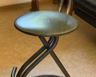 Swivel Stool with Back		
