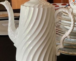 Aynsley Tea Pot 9.5in H