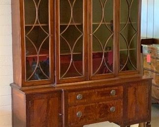 Antique Federal Mahogany China Cabinet Breakfront	87x60x20in	HxWxD
