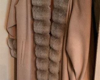 ALORNA Vintage Faux Fur Collar Coat		
