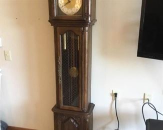 Ridgeway Grandmother Clock
