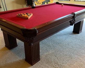 8ft Connelly Billiards Pool Table 31x54x98in HxWxD