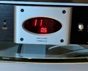 Monster Power HTS 5100 MKII Surge Power Center/Conditioner		
