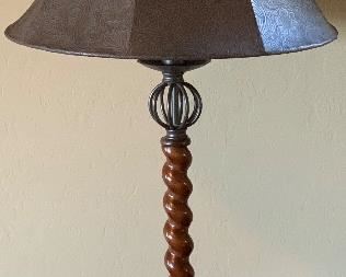 Single Barley Twist Lamp		
