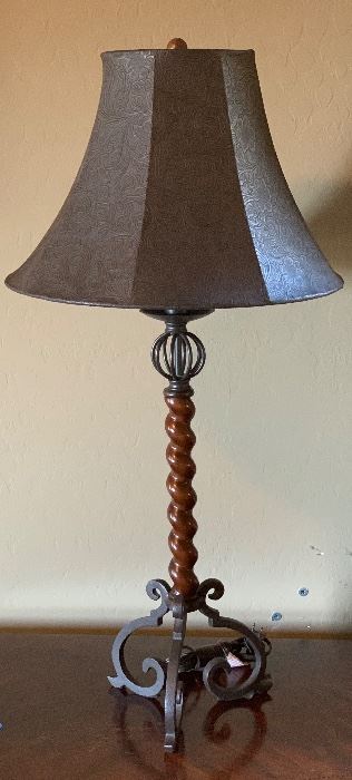 Single Barley Twist Lamp		
