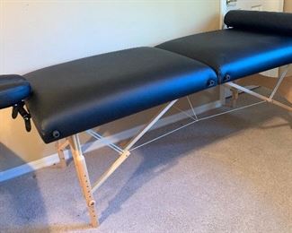 Oakworks Nova Portable Massage Table		
