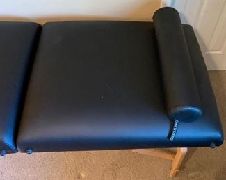 Oakworks Nova Portable Massage Table		
