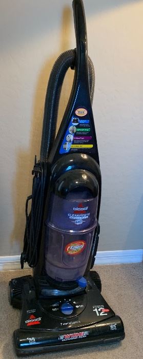 Bissell Vacuum Cleaner		
