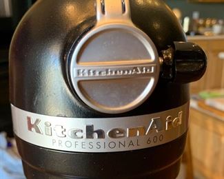 KitchenAid Professional 600 Stand Mixer		
