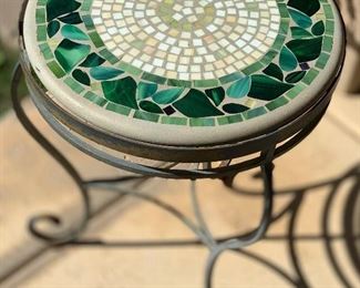 Leaf Tile Mosaic Patio Side Table	23in H x 18.5in Diameter	

