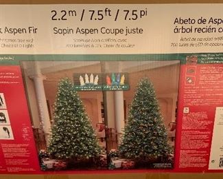 7.5 ft Aspen Fir Christmas Tree		
