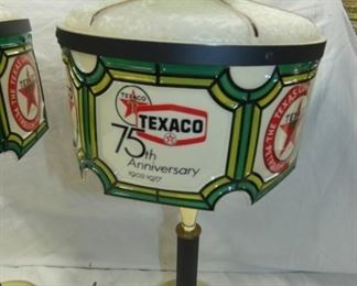 VIEW 2 CLOSE UP TEXACO LAMP 