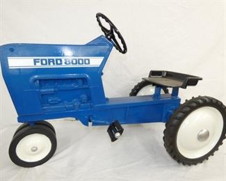FORD 8000 PEDAL TRACTOR 