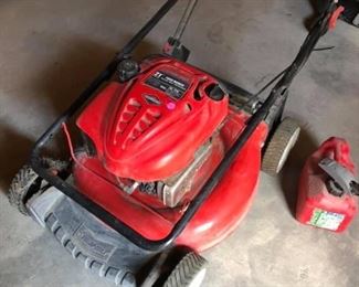 Troy-Bilt Push Mower
Good, working condition.