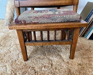 Arts and crafts style quarter sawn oak footstool