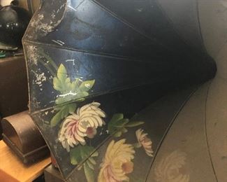 Hand painted horn to the Edison Phonograph